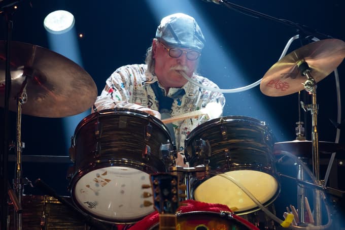 "Še danes ima vsaka lestvica dvanajst tonov in nič več. Kako z njimi barantaš, je stvar okusa in znanja."