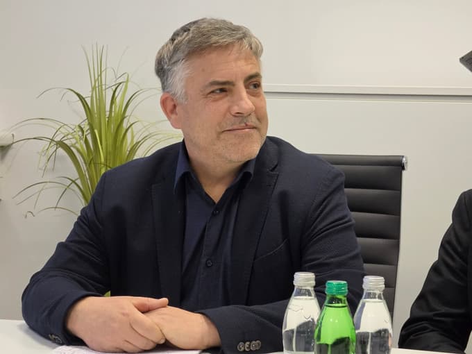 Začetki SkyLabsa v Mariboru segajo 15 let nazaj, ko se je v laboratoriju Iztoka Krambergerja na Univerzi v Mariboru začela zgodba o vesoljski tehnologiji.