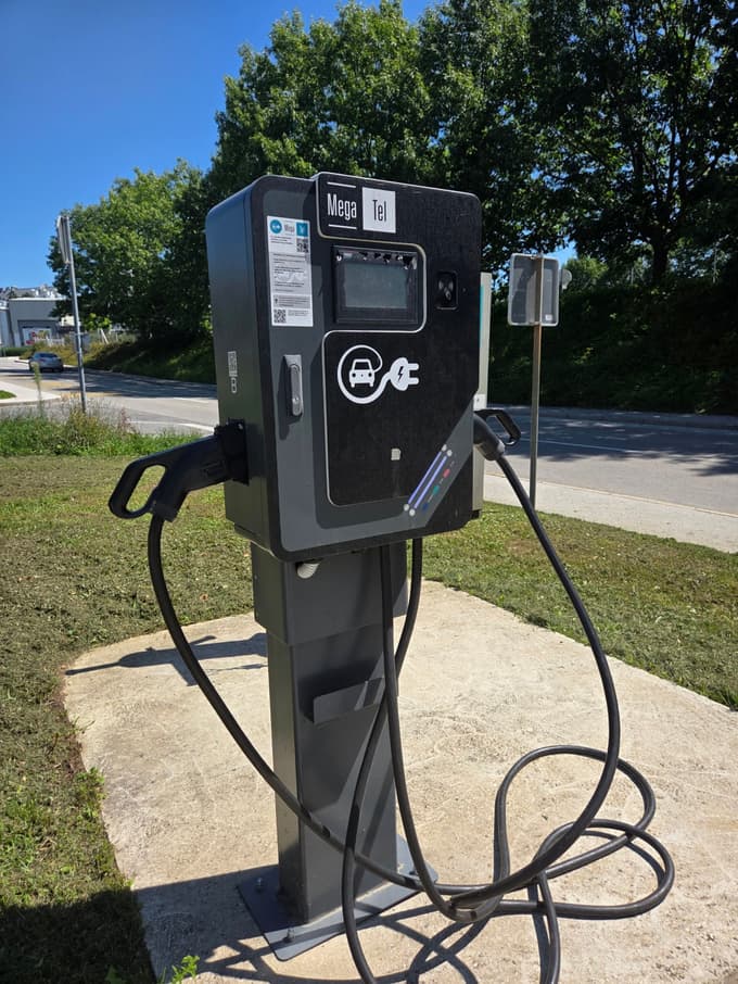 Na Ptuju deset novih polnilnih postaj za električna vozila. Kje bodo stala?