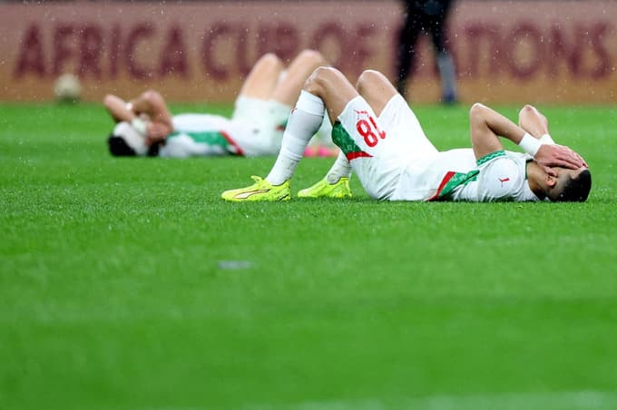 Možje, ki so v domačem Rabatu po porazu razočarano popadali po igrišču, so zdaj uradno prvaki. 