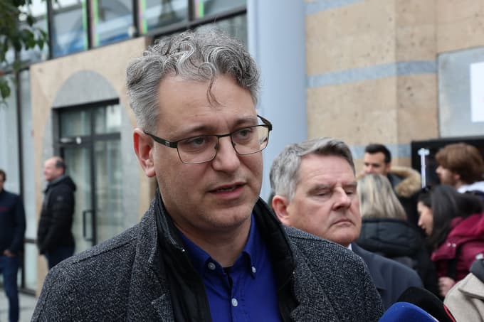 Mitja Klemenčič iz občinskega sektorja za promet in direktor Marproma Ranko Šmigoc