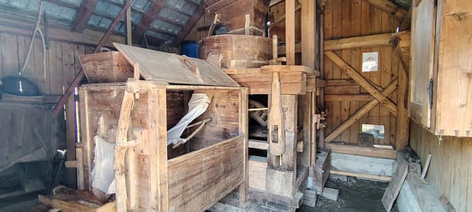 Le še redko meljejo v mlinu, da se ne bi zaredile miši.