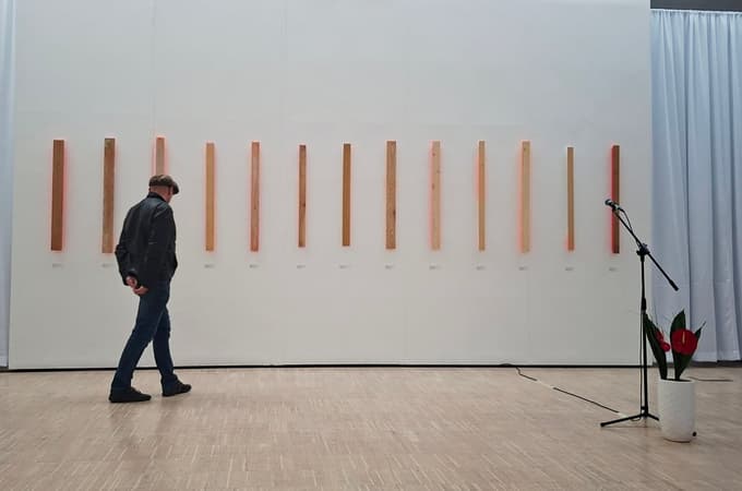 Od rdeče do rdeče: stanje rojstva, življenja in smrti