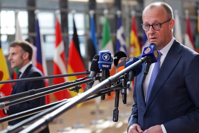 Najbolj kritična sta bila nemški kancler Friedrich Merz in francoski predsednik Emmanuel Macron