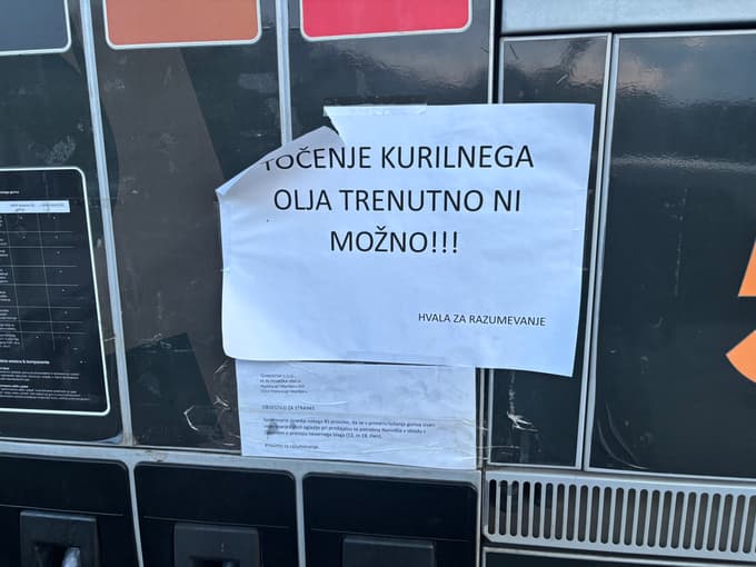 Na bencinski črpalki v Pesnici so že predvčerajšnjim ostali brez kurilnega olja. 