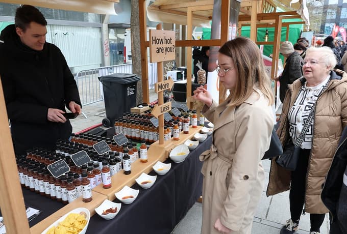 Maribor - Mednarodni festival Čili, čokolada in delikatesa - Trg Leona Štuklja -