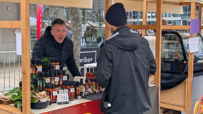 (FOTO) V mariborski dnevni sobi poleg čilijev in čokolade letos tudi delikatesa