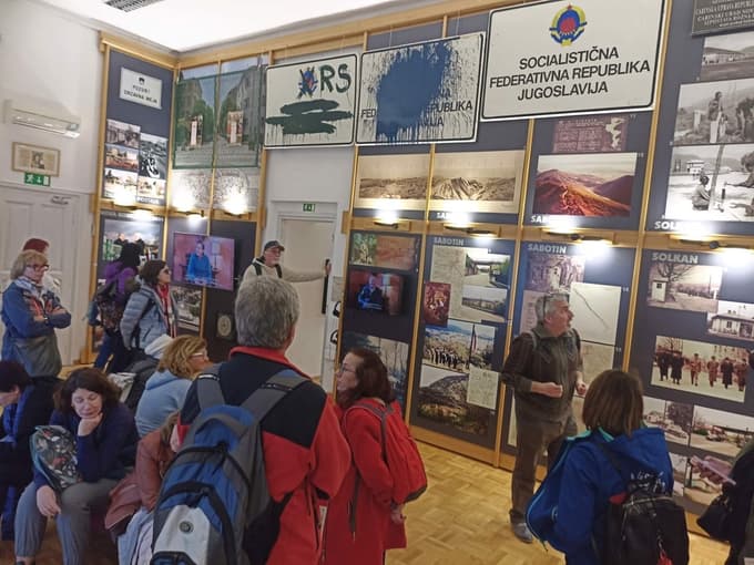 Vodenje na temo meje med Goricama