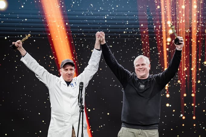 (VIDEO) Roškarji 2026: Prireditev, ki jo v Hollywoodu googlajo, ampak si ne upajo priznati. Kdo je dobil nagrade?