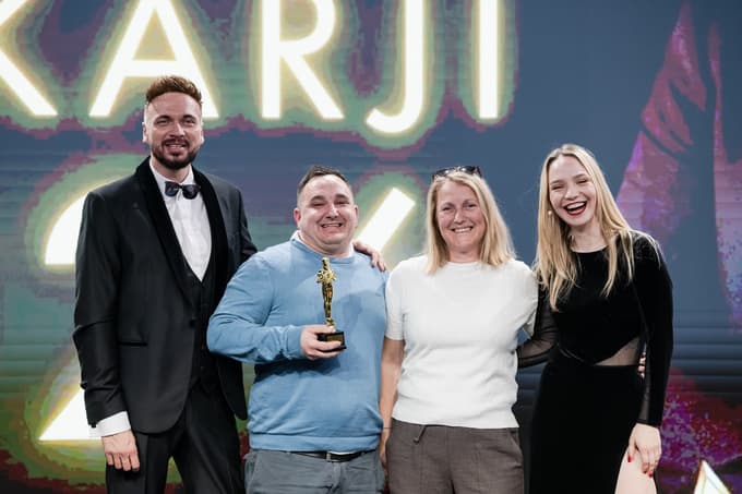 (VIDEO) Roškarji 2026: Prireditev, ki jo v Hollywoodu googlajo, ampak si ne upajo priznati. Kdo je dobil nagrade?