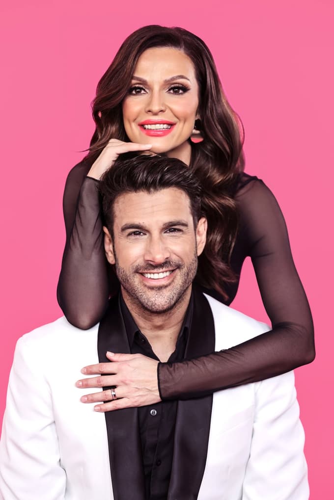 (VIDEO) Domen Kumer in Natalija Verboten obudila legendarno italijansko uspešnico. In ona pri tem nosi rdeče usnje