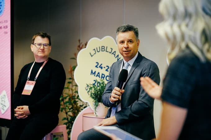 Podžupan Mestne občine Ljubljana Dejan Crnek je izpostavil, da je slovenska prestolnica primer uspešne urbane preobrazbe.