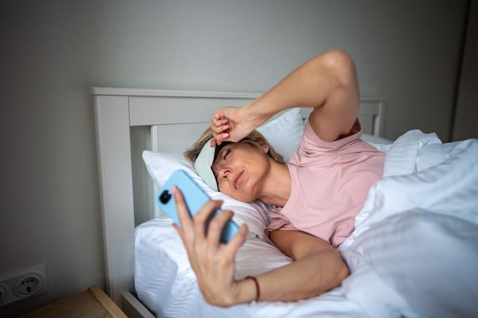 Znanstveniki razkrivajo pravilo 7:1: Kako ta preprosta večerna rutina izboljša spanec in podaljša življenje?