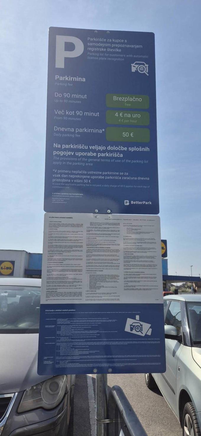 Šok nad novim parkirnim režimom v slovenskih Lidlih: ura parkinga 4 evre, kazen 50 evrov