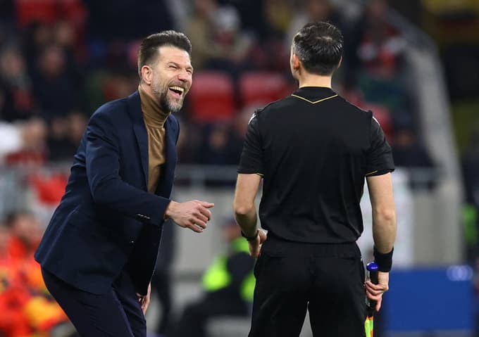 (FOTO) Madžari ob koncu strli Slovence, Cesar selektorsko pot začel s porazom