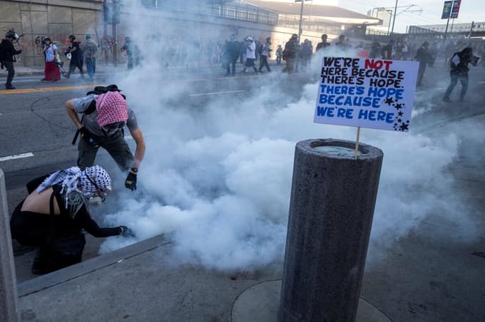 (FOTO) Tretji množični protest v manj kot letu dni: Proti Trumpu v ZDA na ulicah več milijonov ljudi