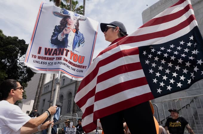 (FOTO) Tretji množični protest v manj kot letu dni: Proti Trumpu v ZDA na ulicah več milijonov ljudi