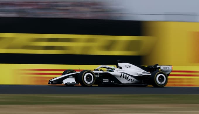 (FOTO) Italijan Kimi Antonelli zmagal na VN Japonske za vodstvo v SP