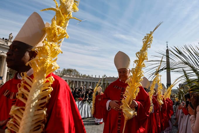 (FOTO) Papež Leon XIV. na cvetno nedeljo s protivojnim sporočilom