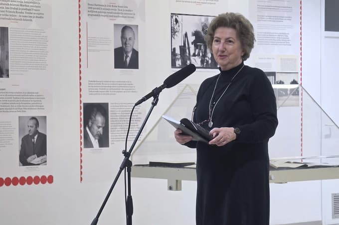 "Revijo smo odprli v vseslovenski prostor, tudi v mednarodnega. S tem smo revijo kadrovsko okrepili, zato je lahko preživela še nadaljnjih 32 let." Emica Antončič, izdajateljica in odgovorna urednica revije Dialogi