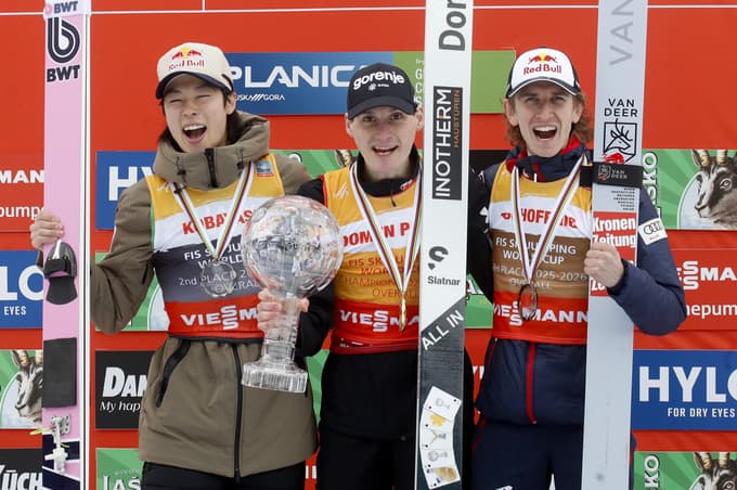 (FOTO) Domen Prevc v Planici z drugim mestom potrdil še mali globus za polete