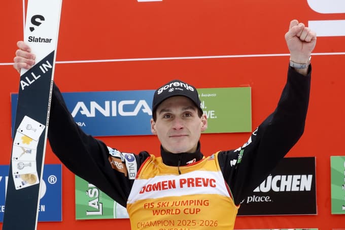 (FOTO) Domen Prevc v Planici z drugim mestom potrdil še mali globus za polete