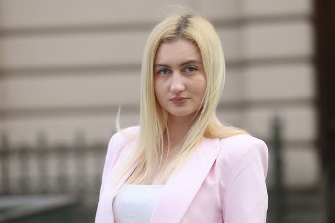 "Celoten projekt je bil zelo naporen, a sva v njem zelo uživali."