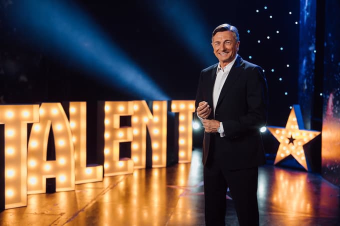 Borut Pahor je eden od novih žirantov šova Slovenija ima talent.