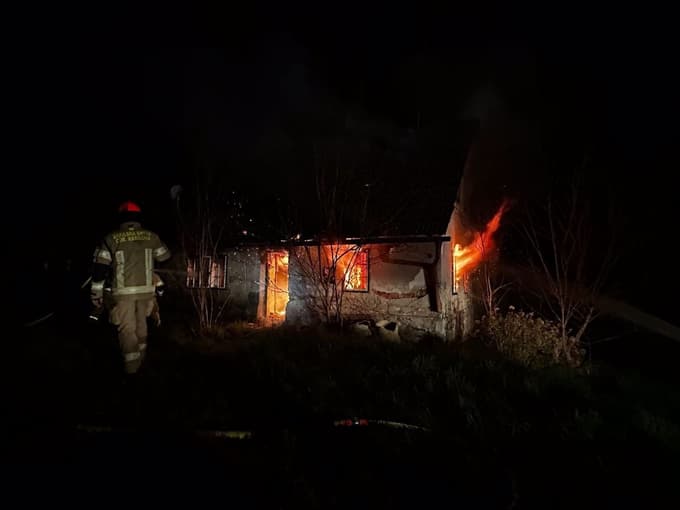 (FOTO) V Gornji Radgoni zagorela starejša hiša