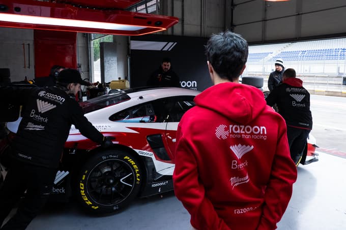 (FOTO) Slovenec tik pred vrati formule ena: Max Verstappen in Valentino Rossi že dobivata novega konkurenta ...