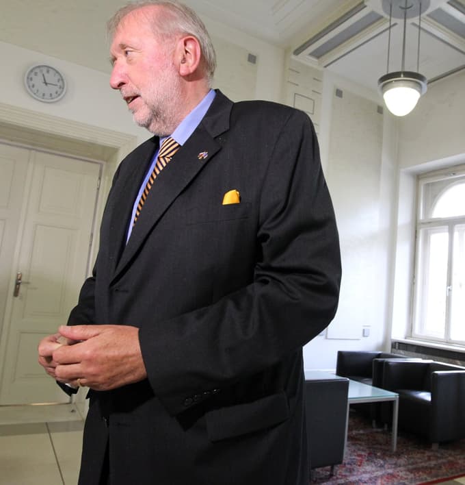 Dimitrij Rupel praznuje 80 let: Dolgoletni arhitekt slovenske diplomacije, politik, ki je z leve prestopil k desnici