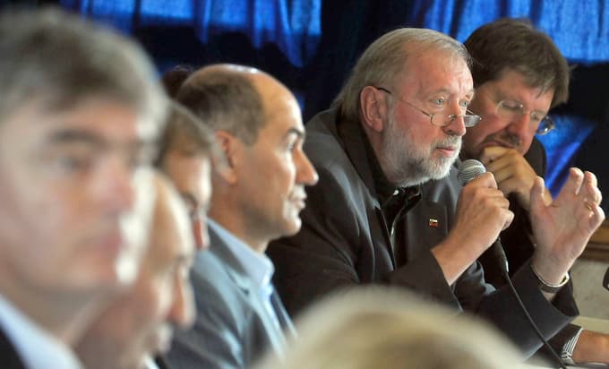 Z Janšo in Bavčarjem