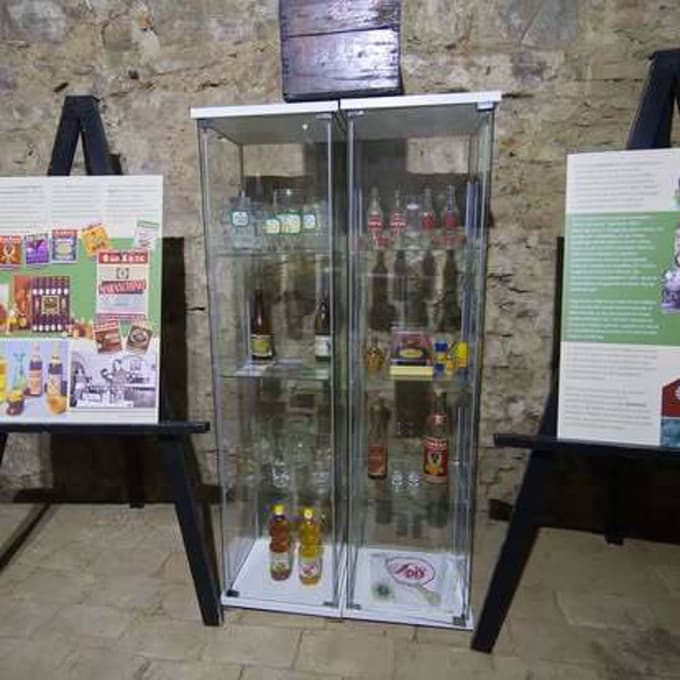 Na ogled so tudi številni predmeti, povezani s tem nekdanjim industrijskim gigantom. 