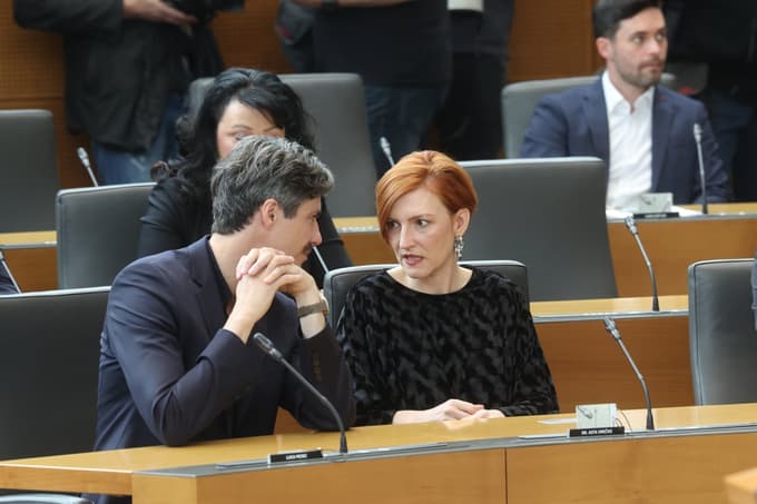 (FOTO) Deseti sklic DZ začel ustanovno sejo, Urška Klakočar Zupančič: "Seveda smo delali tudi napake, vsakdo jih"