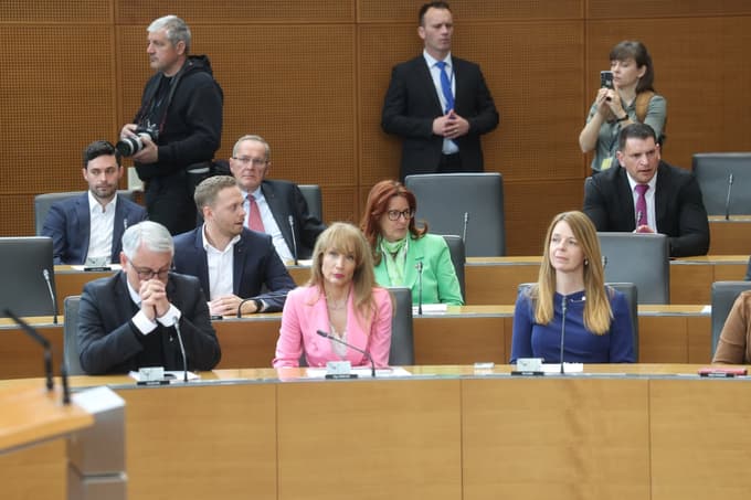 (FOTO) Deseti sklic DZ začel ustanovno sejo, Urška Klakočar Zupančič: "Seveda smo delali tudi napake, vsakdo jih"