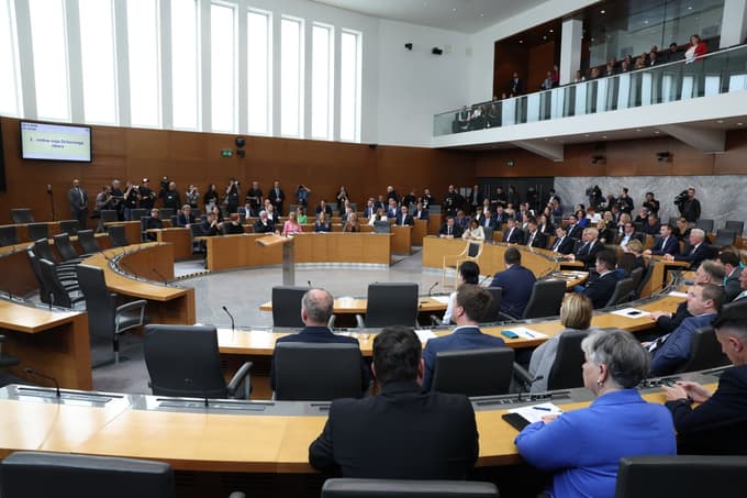 (FOTO) Deseti sklic DZ začel ustanovno sejo, Urška Klakočar Zupančič: "Seveda smo delali tudi napake, vsakdo jih"