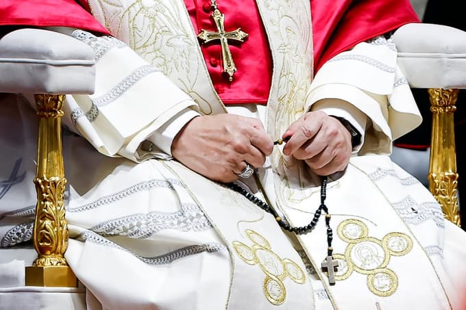 epa12883513 Pope Leo XIV chairs the Holy Rosary Prayer Vigil for Peace in Saint Peter's Basilica in Vatican City, 11 April 2026. EPA/ANGELO CARCONI