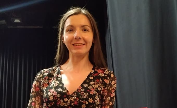 Barbara Medved: "Humor vsakomur sporoči nekaj o sebi in je torej tudi terapija."