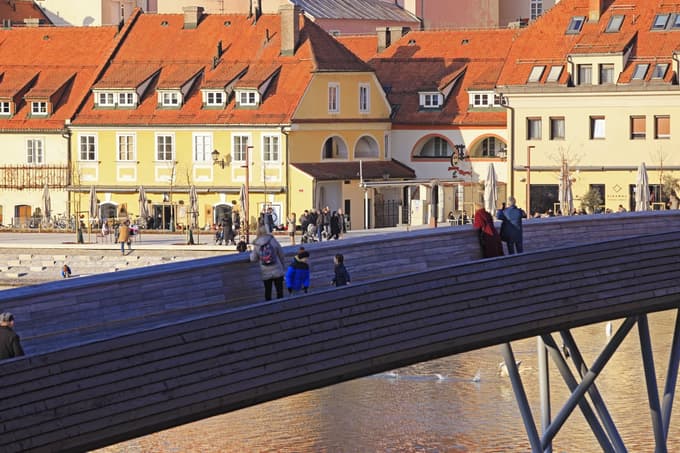 Prodaja sladoleda na Lentu ni poceni: Občina za sezonsko lokacijo zahteva najmanj 2540 evrov na mesec