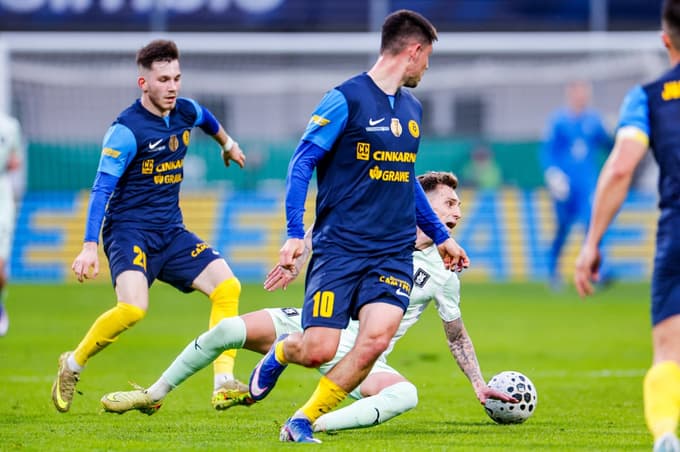 (FOTO) Še en korak do trofeje: Celje suvereno opravilo z branilcem naslova