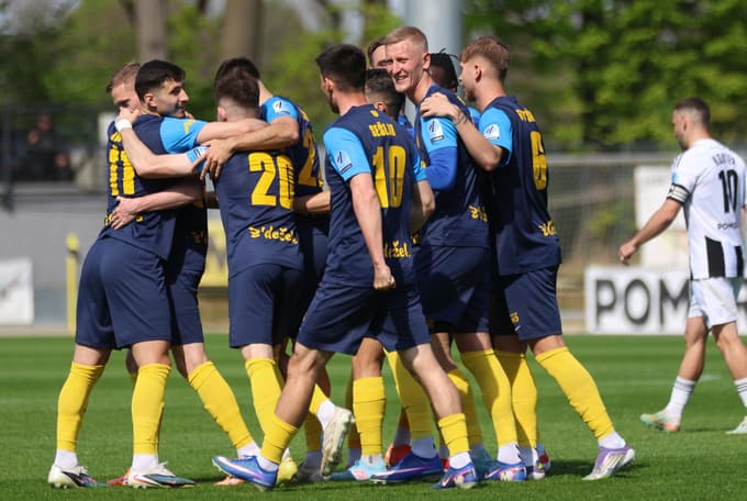 (FOTO) Tretja krona za grofe: Celjani na Fazaneriji rutinirano do naslova prvakov