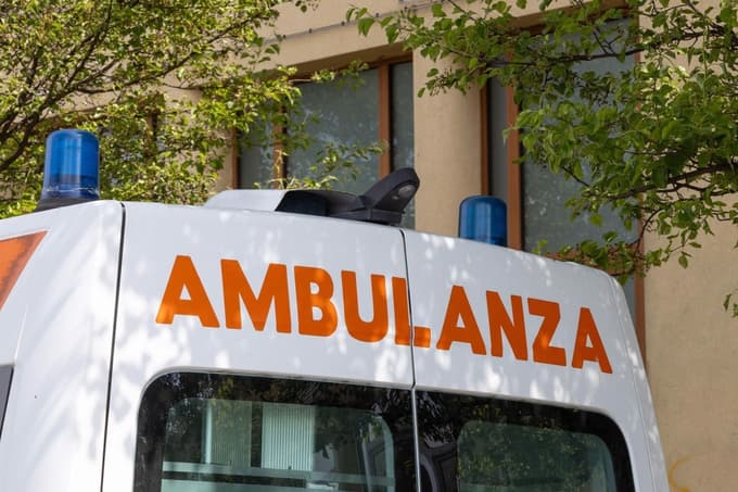 Oče in stric sta sprožila alarm okoli polnoči. Na kraj dogodka so hitro prispeli reševalci, vendar so bili njihovi poskusi oživljanja neuspešni.