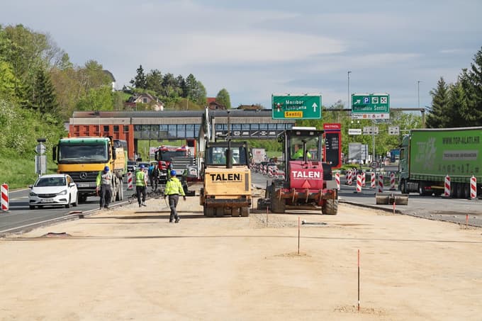 (FOTO) Nadaljuje se obnova viadukta in mejnega prehoda v Šentilju. DARS razkriva, kdaj bodo dela končana