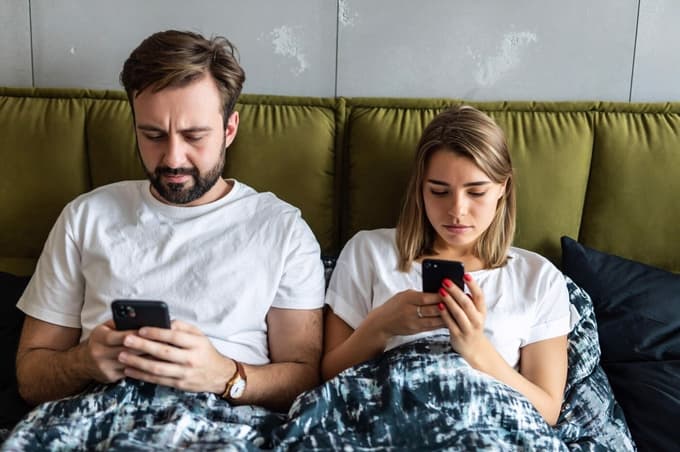 Nevrologinja opozarja: Te jutranje navade lahko povzročijo kaos v glavi