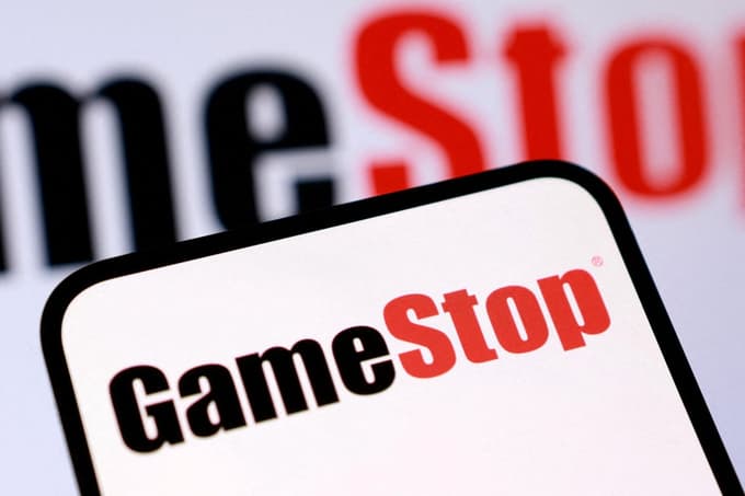 GameStop ocenjuje, da bi lahko v prvem letu po prevzemu ustvaril približno 2 milijardi dolarjev prihrankov.