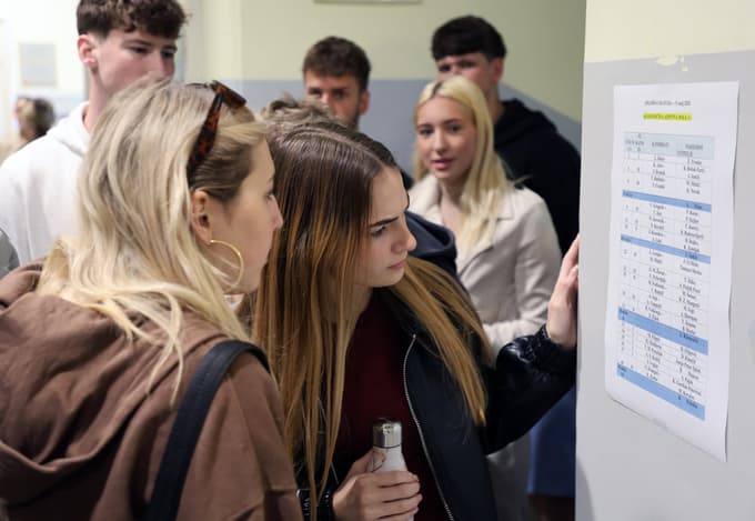 (FOTO) Prvi maturitetni klanec je za njimi, devetošolci še tehtajo o izbiri srednje šole