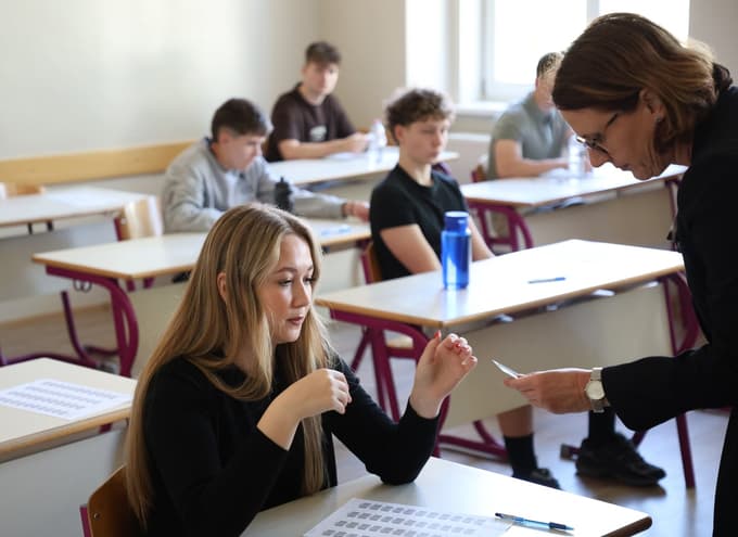 (FOTO) Prvi maturitetni klanec je za njimi, devetošolci še tehtajo o izbiri srednje šole