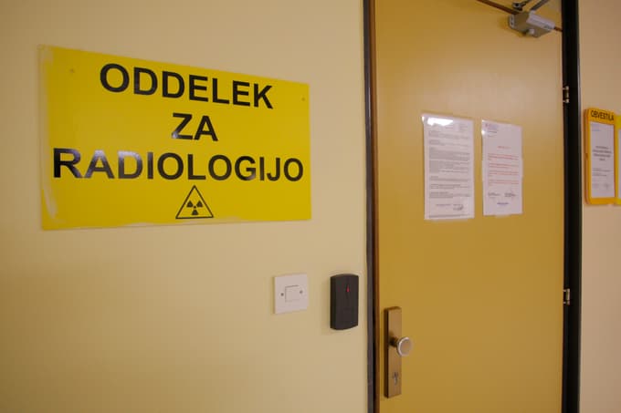 Sedem interventnih radiologov zapušča UKC Maribor: "To je katastrofa za regijo"