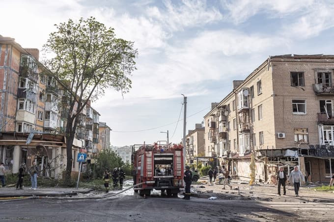(FOTO) V tem mestu je nekoč živelo 60.000 ljudi. Zdaj izginja pod ruskimi bombami