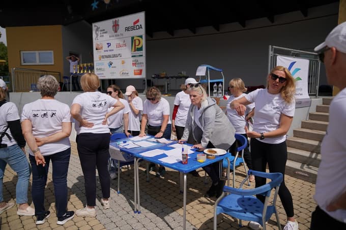 (FOTO) Ptujski triatlon: Enim želja pod magično mejo, drugim premagati prijatelja